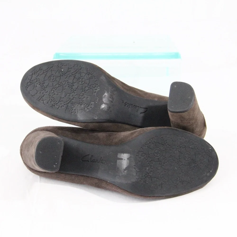 Clarks Brown Suede Pumps Women Heels - Picture 7 of 7